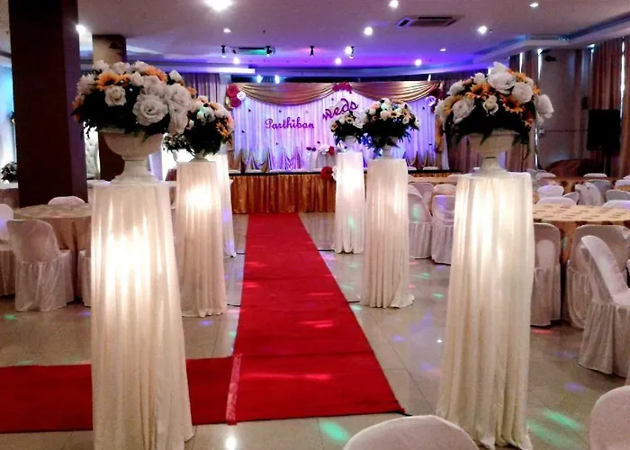 Paragon City Hotel